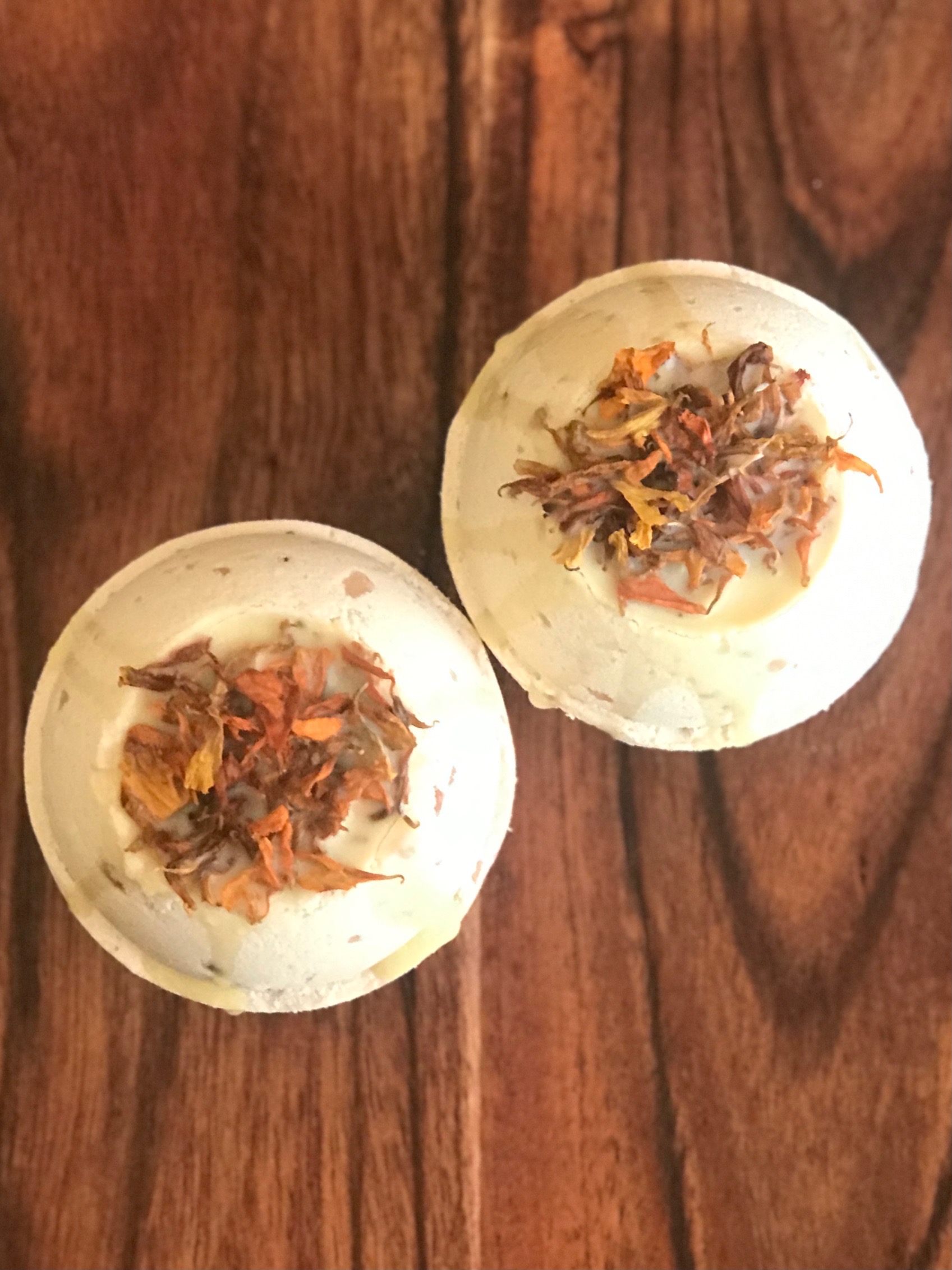 EARTH LUXURIOUS MAGNESIUM BATH BOMB (TWIN PACK) Iconic Essential Oils